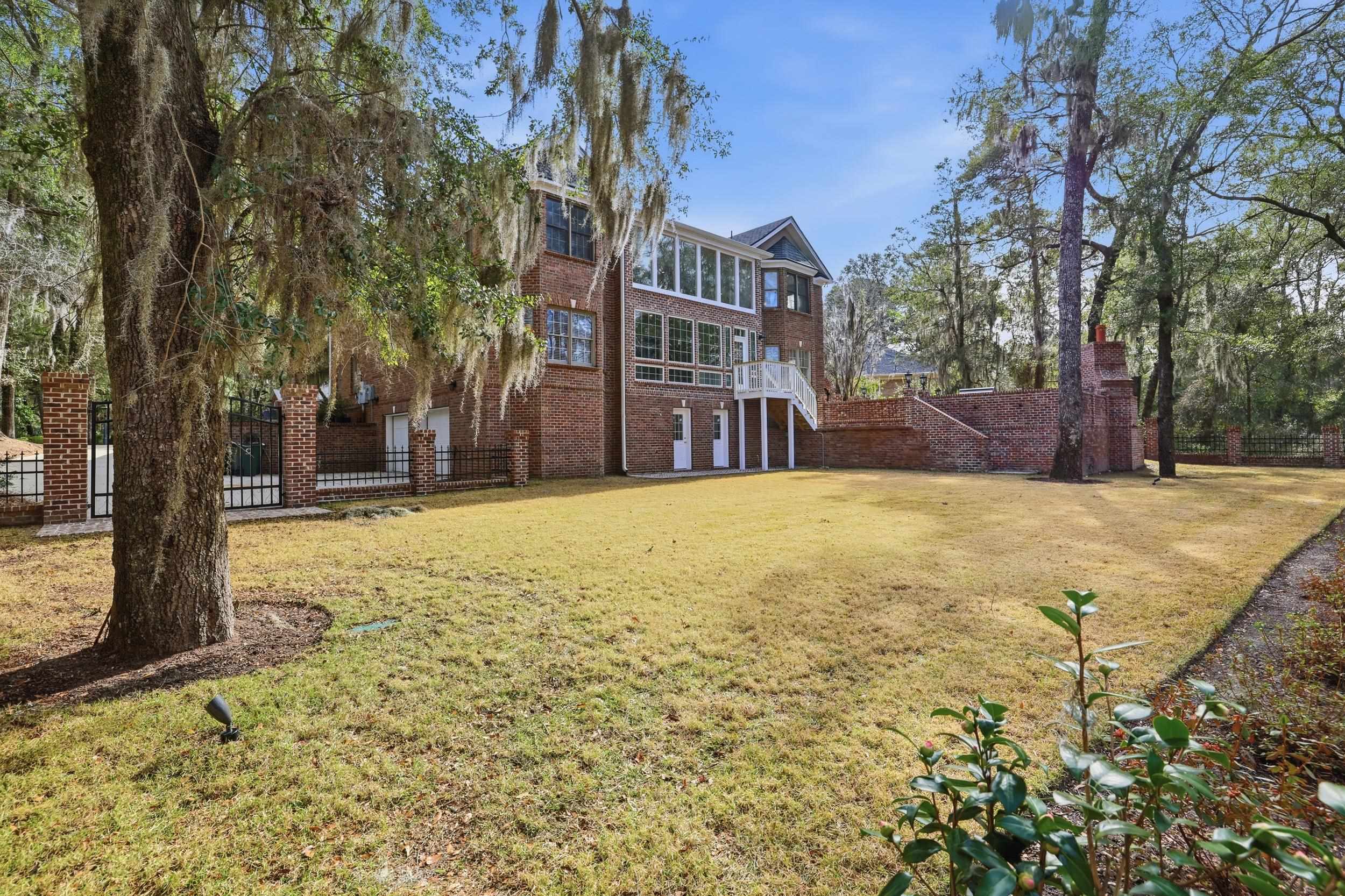 4504 Riverside Lane Murrells Inlet, SC 29576 - Photo 2 of 40