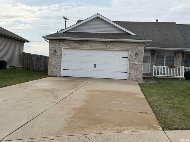 $239,900 | 2311 Asheville Drive, Springfield, IL 62711