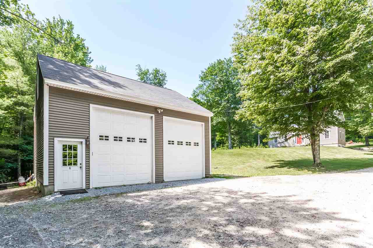 53 Greenfield Road New Boston, NH 03070 - Photo 2 of 39