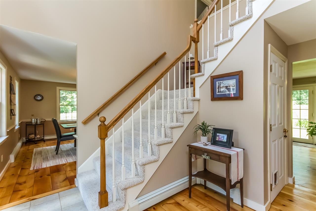 53 Greenfield Road New Boston, NH 03070 - Photo 7 of 39