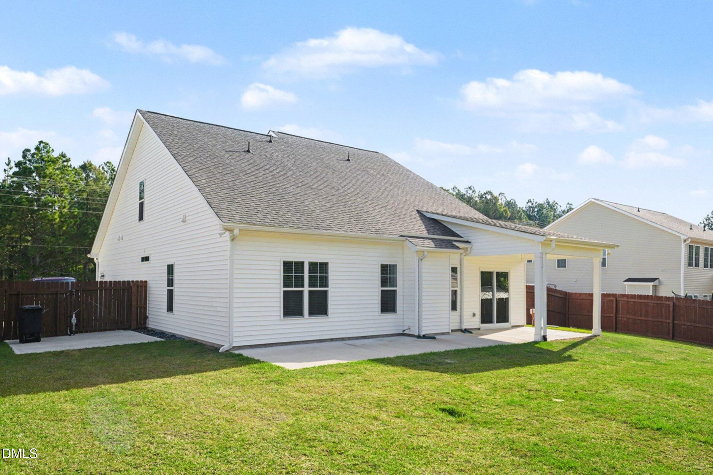 2815 Lemuel Black Road Spring Lake, NC 28390 - Photo 17 of 37 029_file_7577