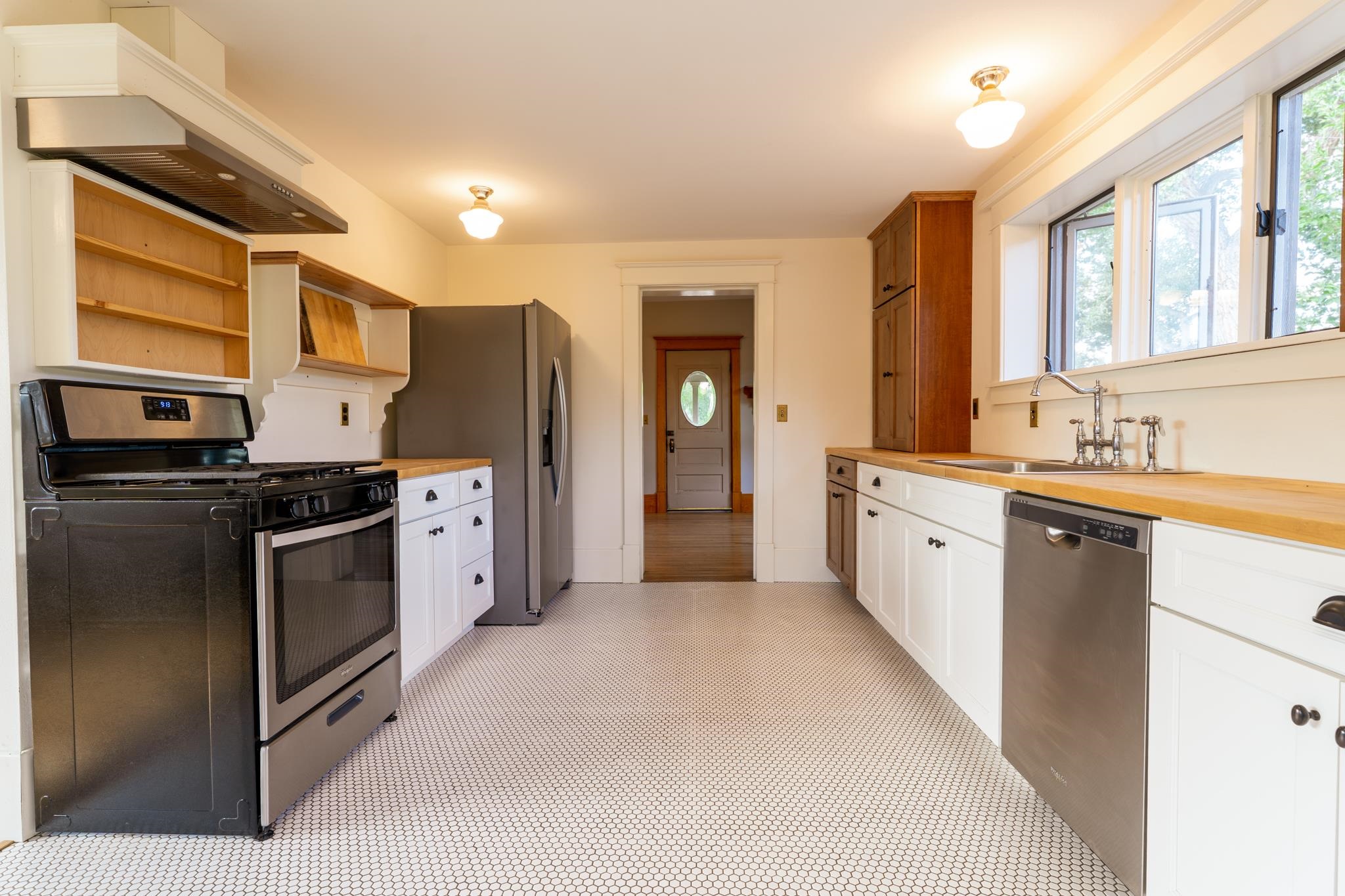 108 Canyon Street Lander, WY 82520 - Photo 11 of 37