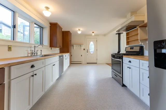 $540,000 | 108 Canyon Street, Lander, WY 82520