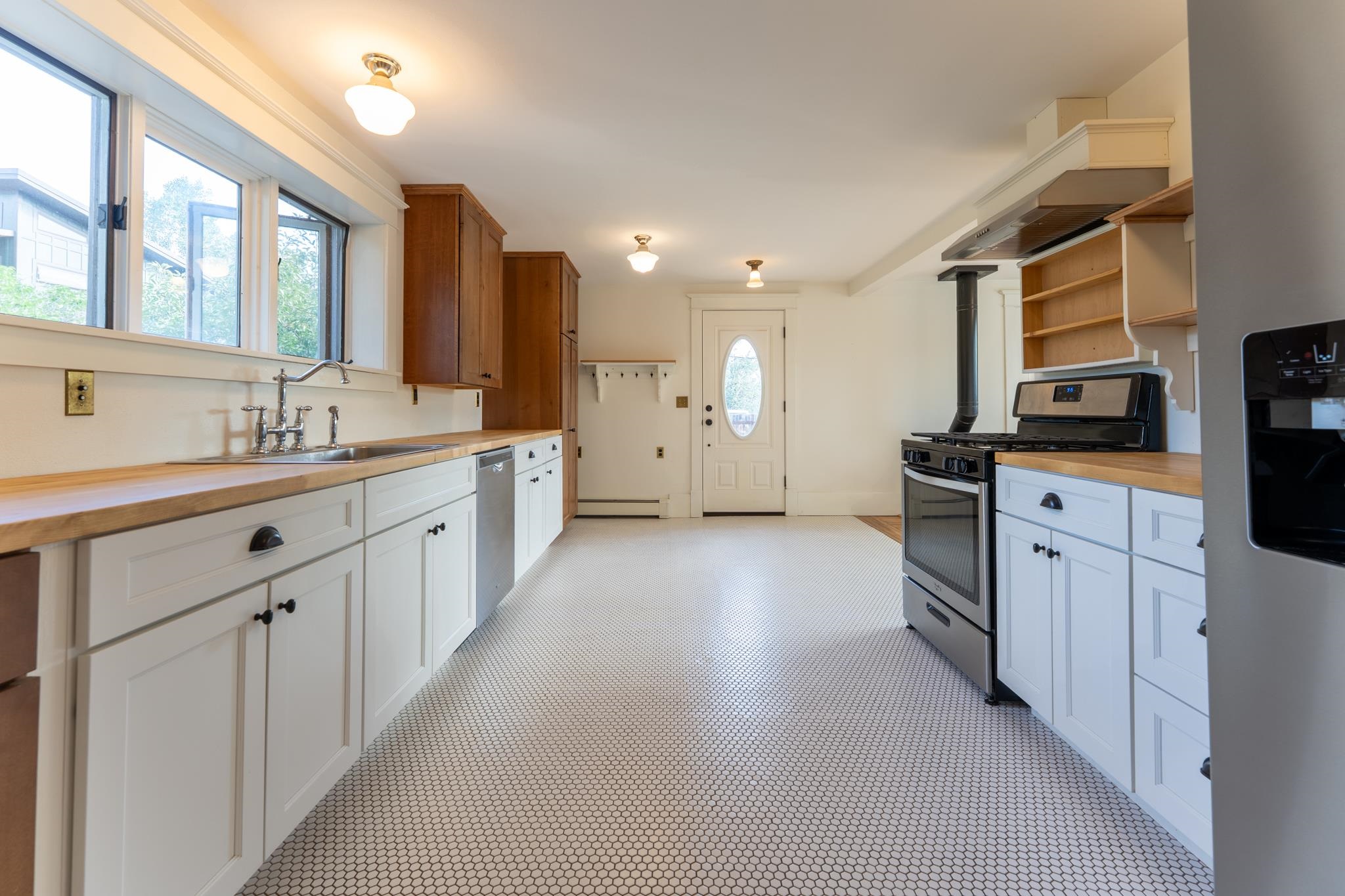 108 Canyon Street Lander, WY 82520 - Photo 12 of 37