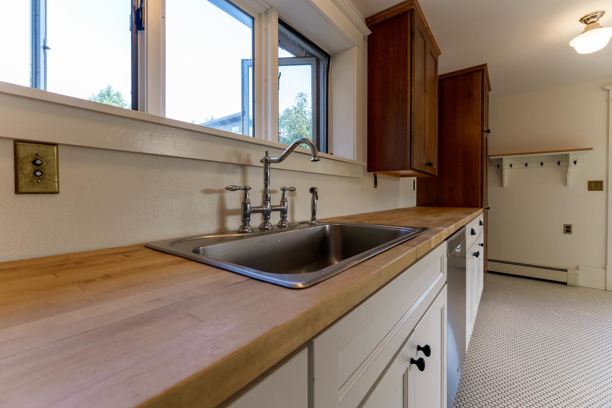 108 Canyon Street Lander, WY 82520 - Photo 13 of 37