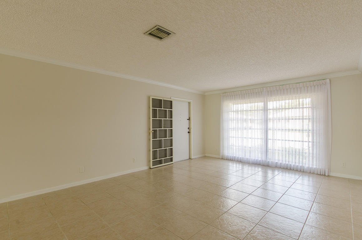 4855 Equestrian Road, Unit A Boynton Beach, FL 33436 - Photo 3 of 52 4855 Equestrian Road-44
