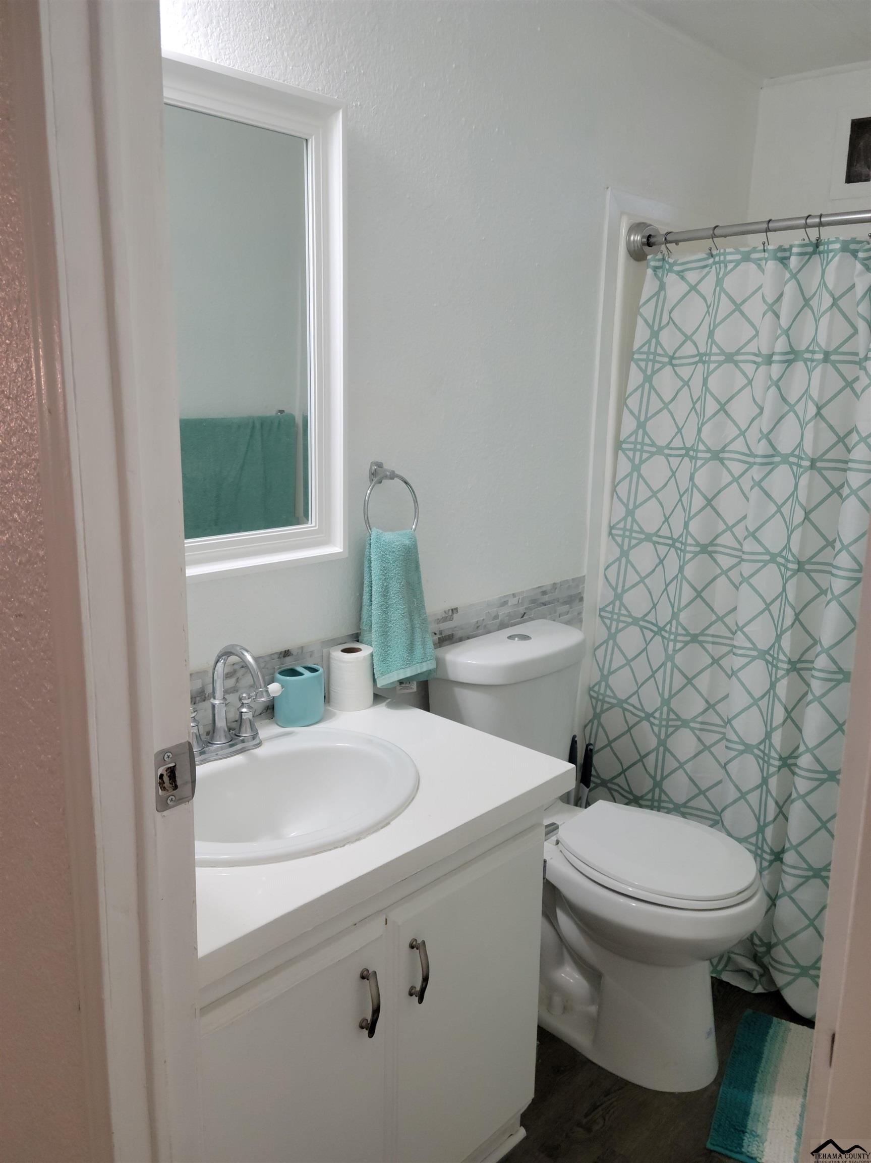 23225 Kindlespire Road Proberta, CA 96078 - Photo 11 of 30