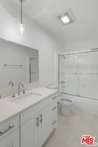 $4,950 | 1114 12th Street, Unit 103, Santa Monica, CA 90403