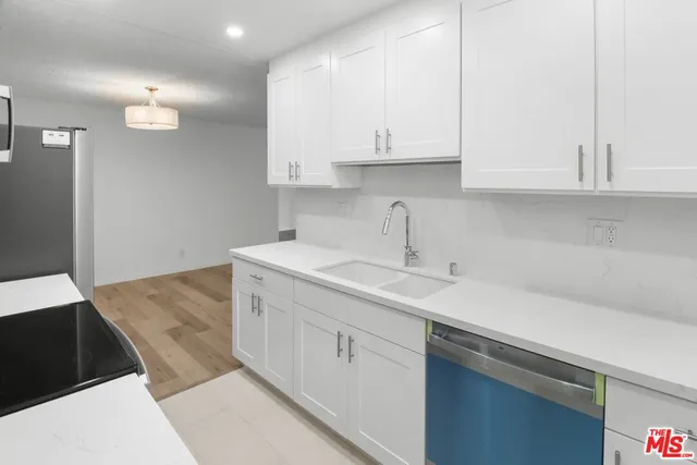 $4,950 | 1114 12th Street, Unit 103, Santa Monica, CA 90403