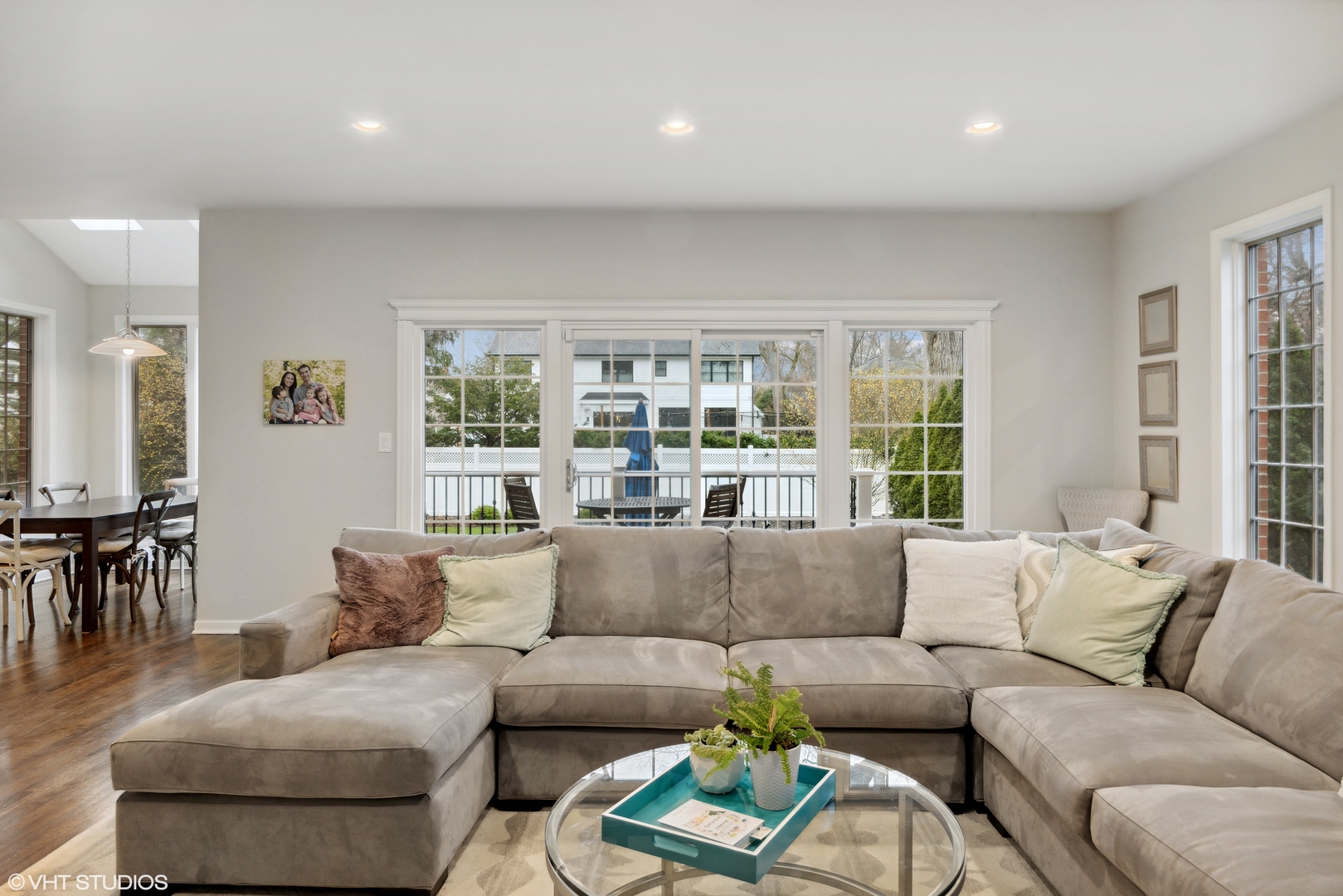 1041 Pontiac Road Wilmette, IL 60091 - Photo 12 of 33 a living room with furniture and a large window
