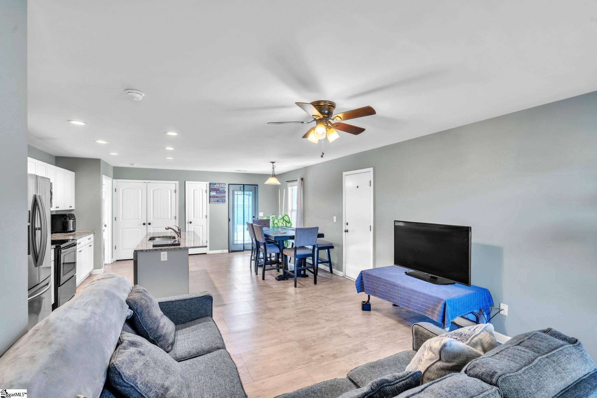 1103 Southfield Street Inman, SC 29349 - Photo 7 of 31