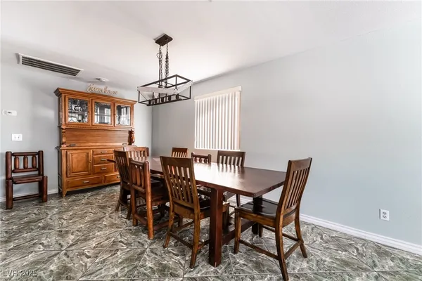 $3,500 | 724 North Fogg Street, Las Vegas, NV 89110