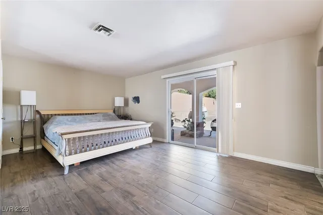 $3,500 | 724 North Fogg Street, Las Vegas, NV 89110