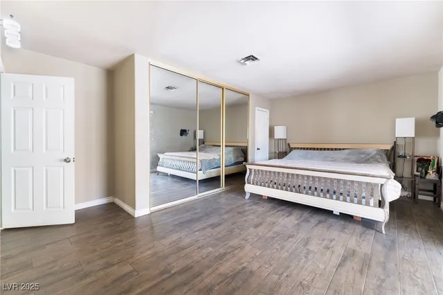 $3,500 | 724 North Fogg Street, Las Vegas, NV 89110