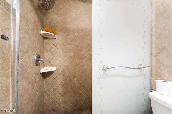 $3,500 | 724 North Fogg Street, Las Vegas, NV 89110