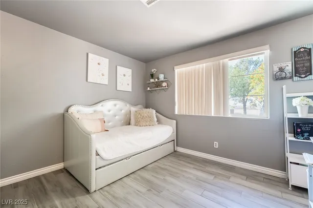 $3,500 | 724 North Fogg Street, Las Vegas, NV 89110