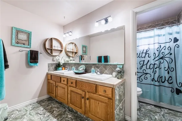 $3,500 | 724 North Fogg Street, Las Vegas, NV 89110