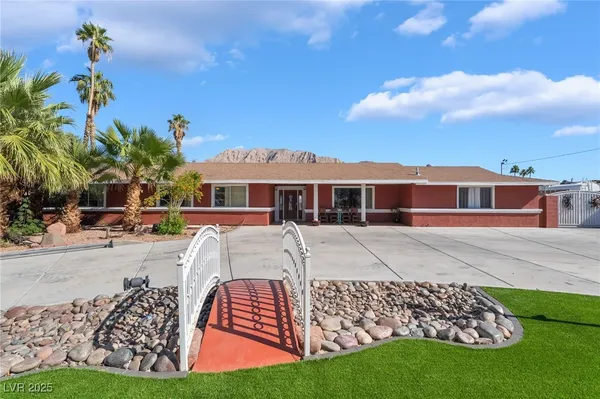 $3,500 | 724 North Fogg Street, Las Vegas, NV 89110