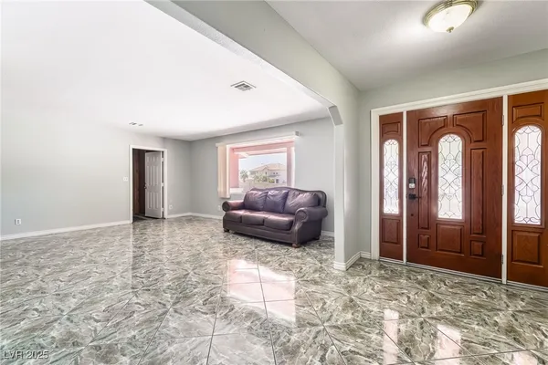 $3,500 | 724 North Fogg Street, Las Vegas, NV 89110