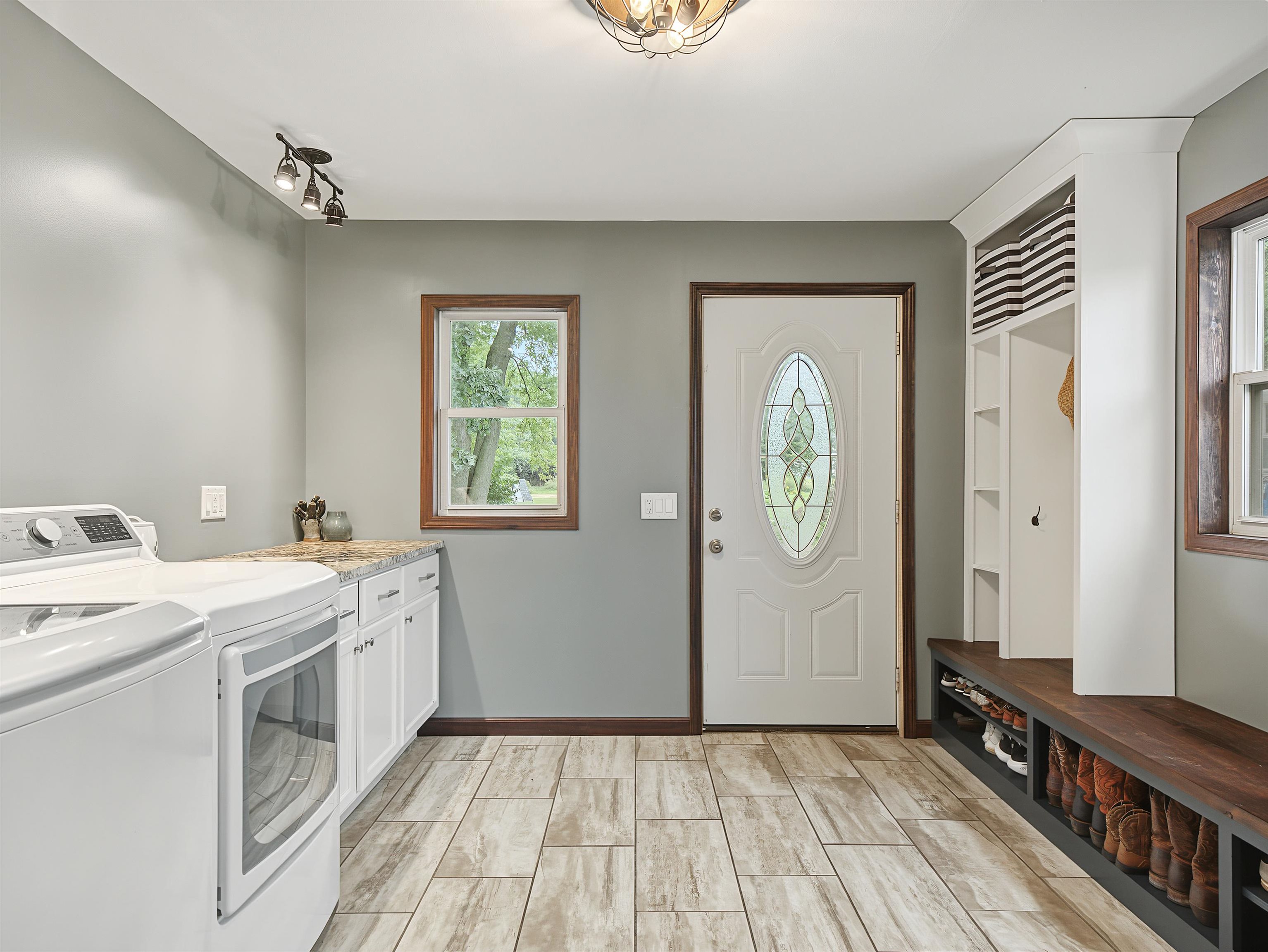 749 County Road Oregon, WI 53575 - Photo 10 of 44 Gallery Image 10