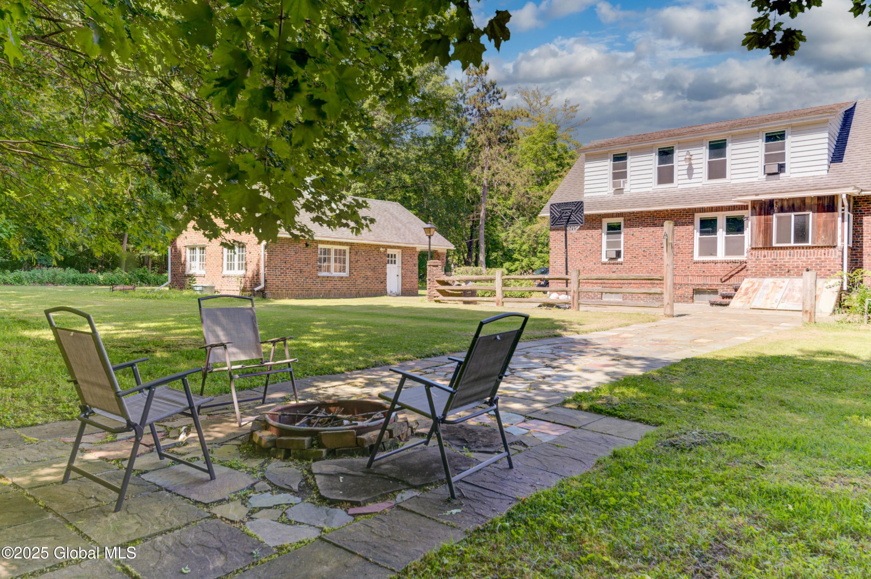58 State Farm Road New Scotland, NY 12186 - Photo 3 of 47 43-58 STATE FARM
