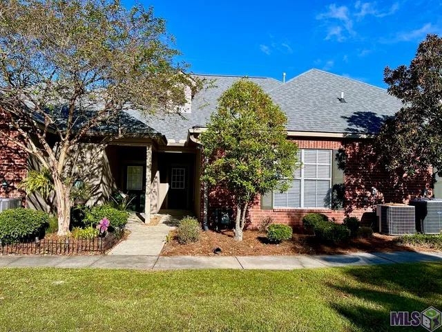 $1,750 | 17605 Jefferson Highway, Unit D2, Baton Rouge, LA 70817