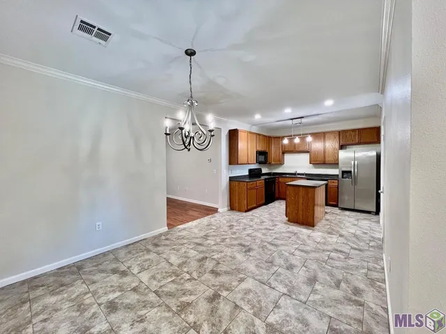 $1,750 | 17605 Jefferson Highway, Unit D2, Baton Rouge, LA 70817