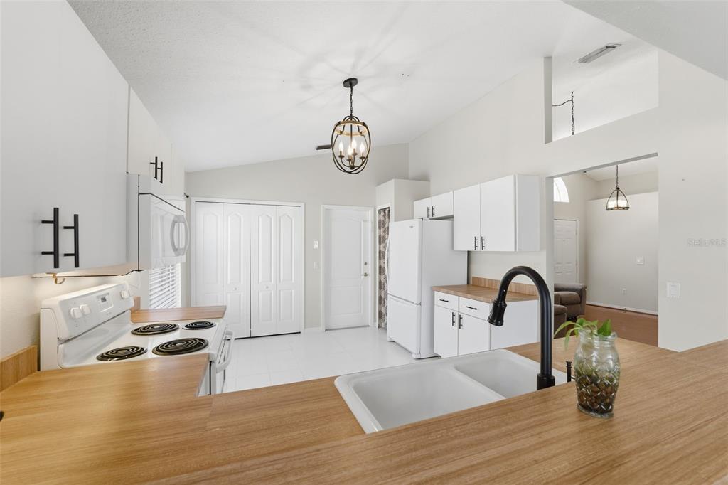 4112 Savage Station Circle New Port Richey, FL 34653 - Photo 17 of 46