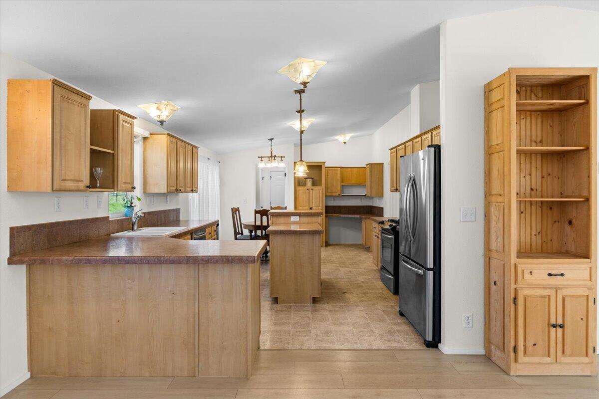 1385 Anderson Creek Road Talent, OR 97540 - Photo 15 of 31 16-CI_2717