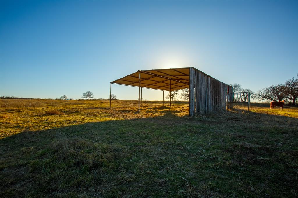 4312 Shawver Road Perrin, TX 76486 - Photo 8 of 35