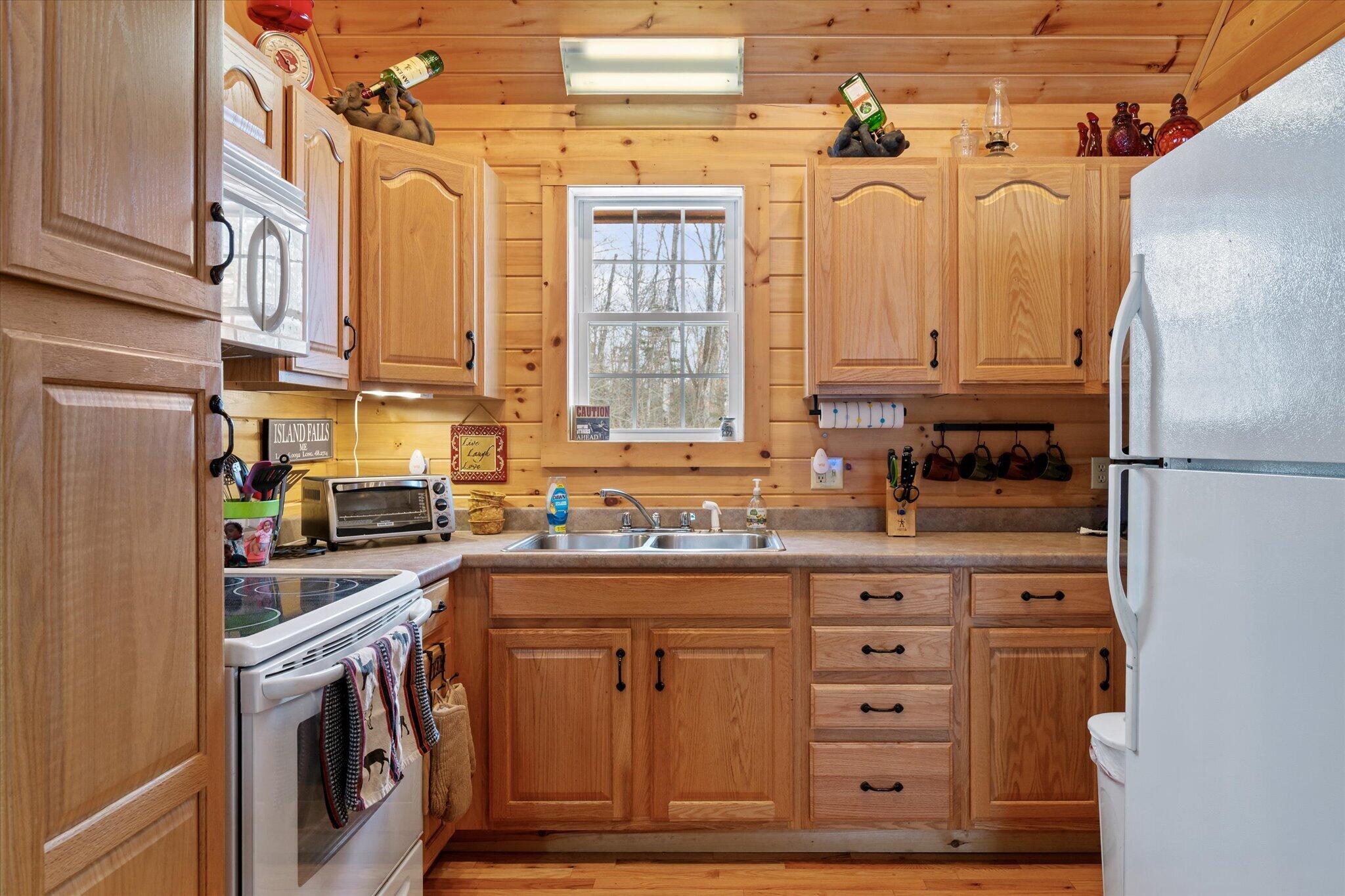 25 Wisdom Road Island Falls, ME 04747 - Photo 19 of 49 17-Kitchen
