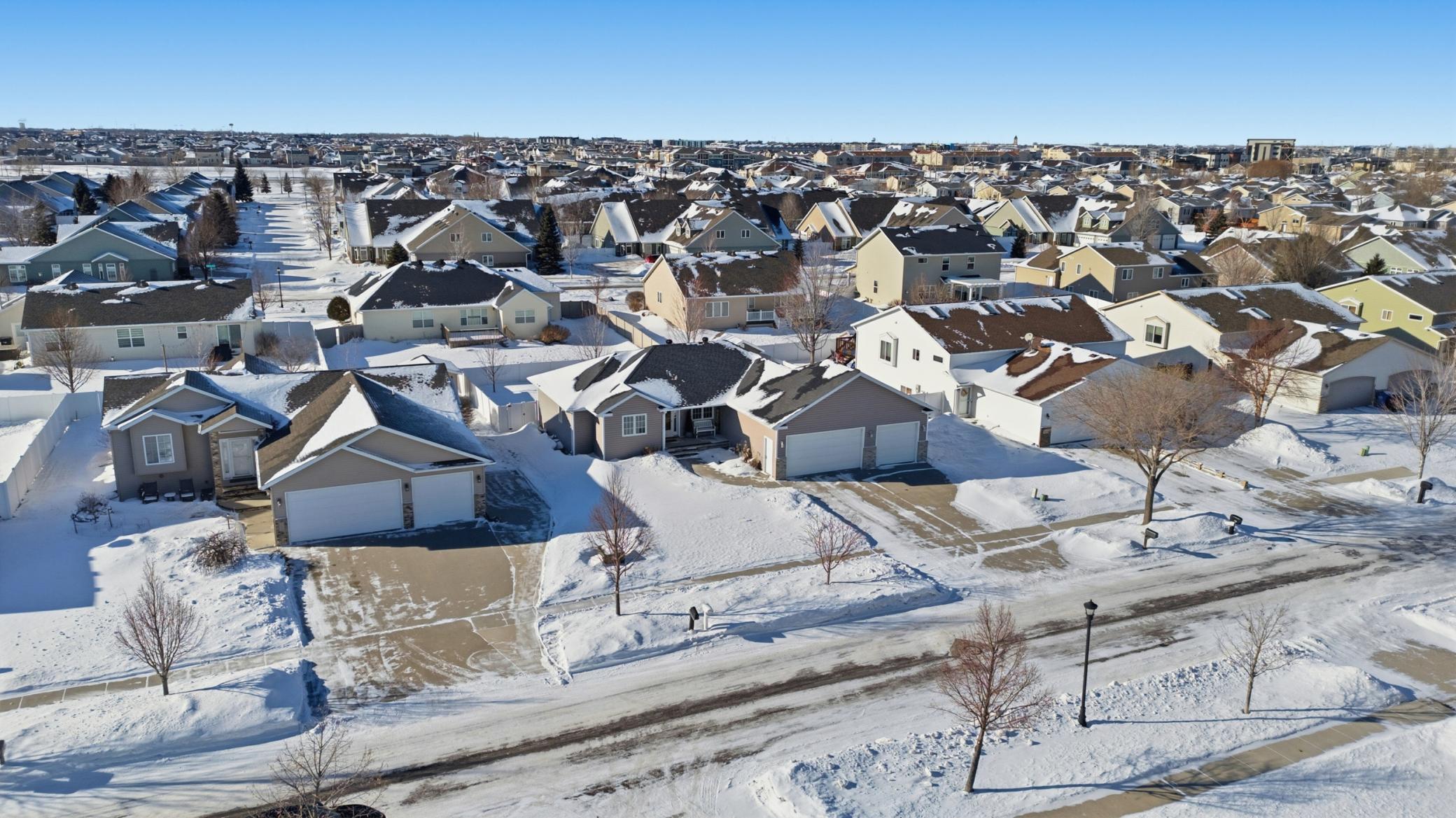 3641 Fillmore Street South Fargo, ND 58104 - Photo 6 of 51