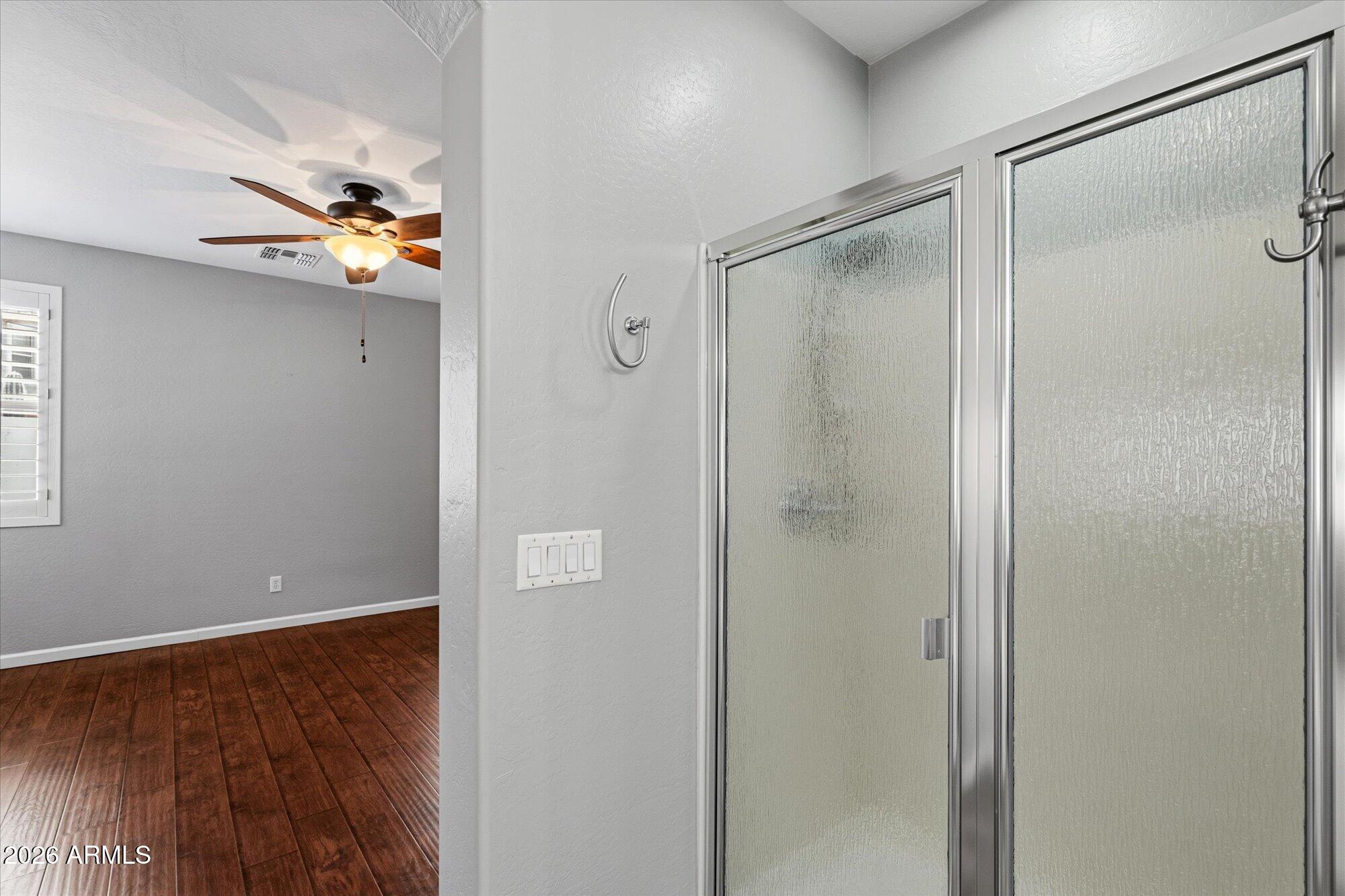 3009 West Trapanotto Road Phoenix, AZ 85086 - Photo 23 of 42 Primary shower