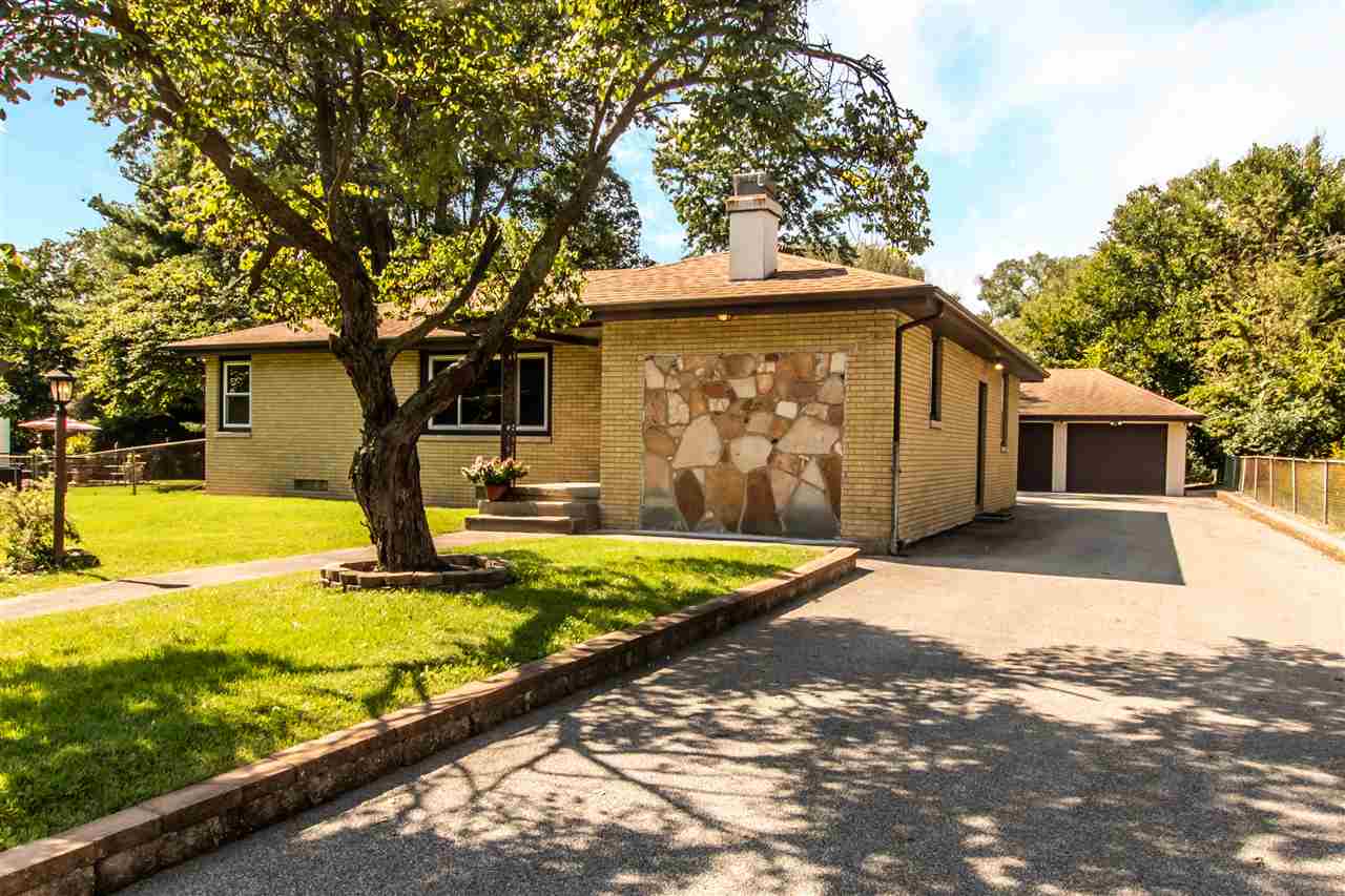 1323 South Maxwell Road Peoria, IL 61607 - Photo 1 of 31 Gallery Image 1