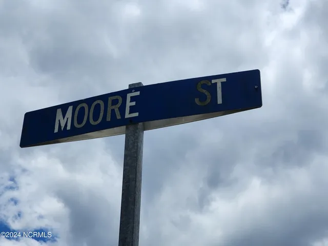 $125,000 | 27 Moore Street, Elizabethtown, NC 28337