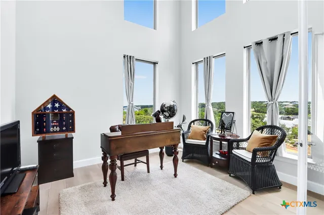 $1,099,999 | 1972 Tempranillo, New Braunfels, TX 78132