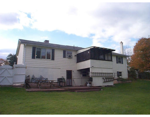 33 Florence Road Easthampton, MA 01027 - Photo 2 of 5 Gallery Image 2