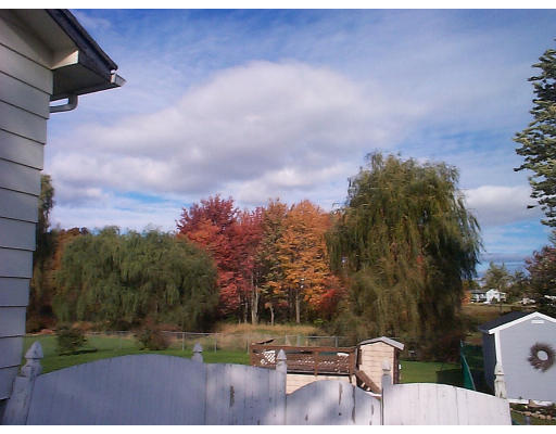33 Florence Road Easthampton, MA 01027 - Photo 4 of 5 Gallery Image 4