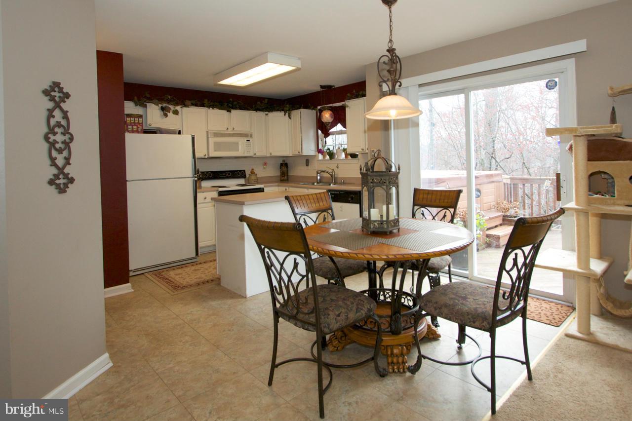 387 Enfield Road Joppa, MD 21085 - Photo 5 of 18 Kitchen