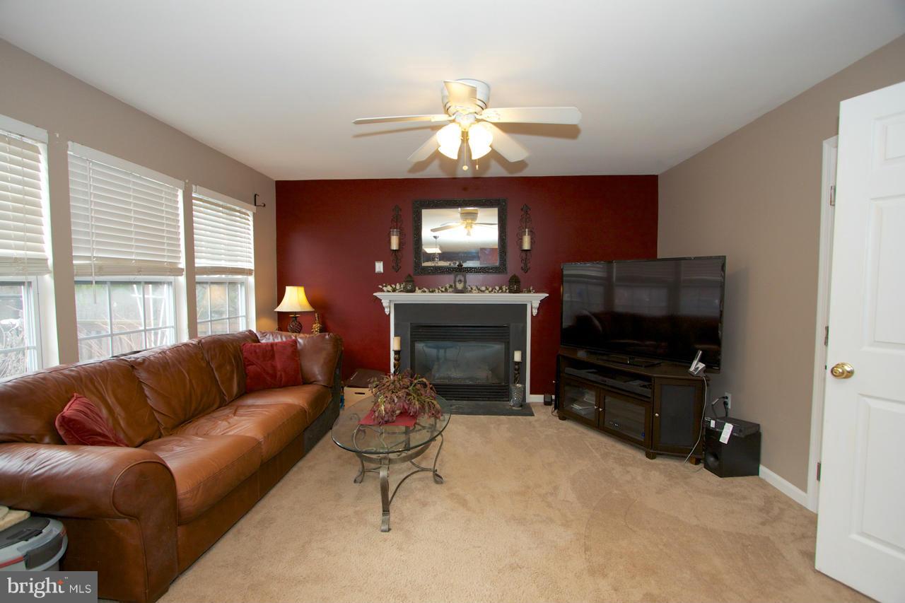 387 Enfield Road Joppa, MD 21085 - Photo 7 of 18 Family Room