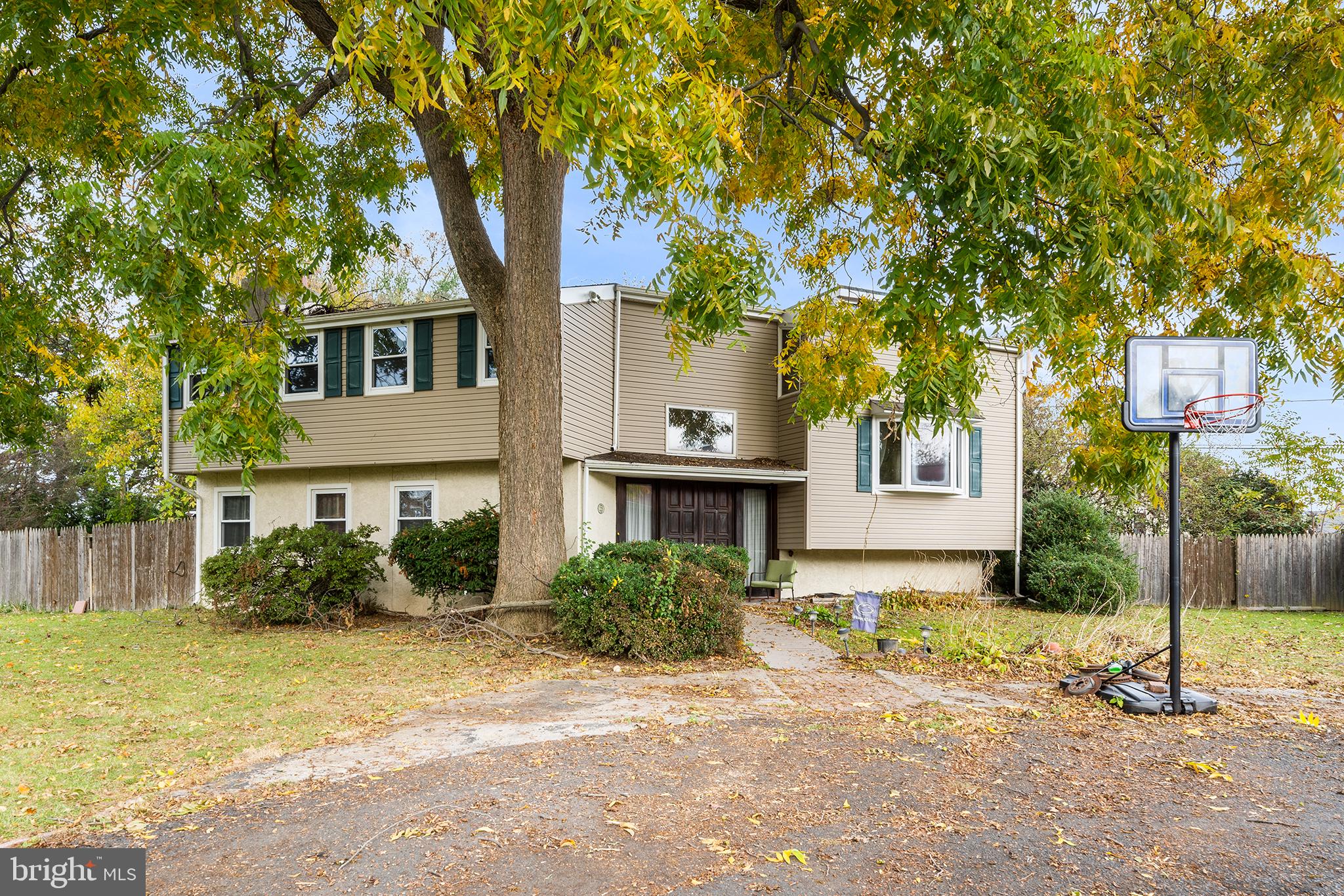 228 New Road Horsham, PA 19044 - Photo 1 of 30 Gallery Image 1