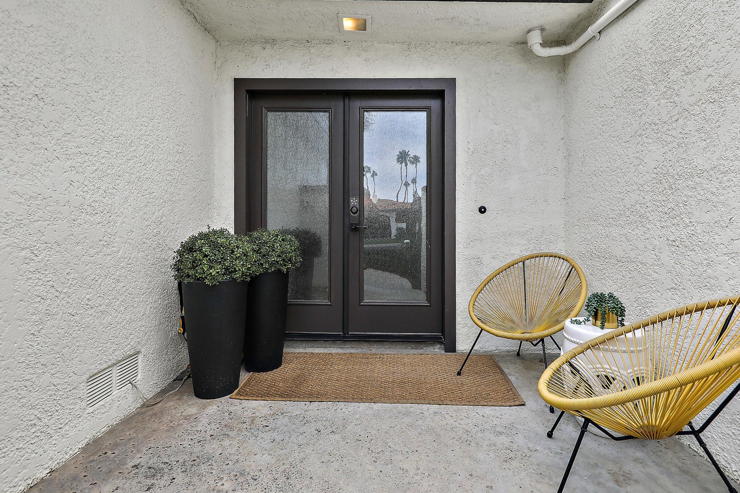 27 Calle Encinitas Rancho Mirage, CA 92270 - Photo 6 of 52 20231201182526006730000000-o