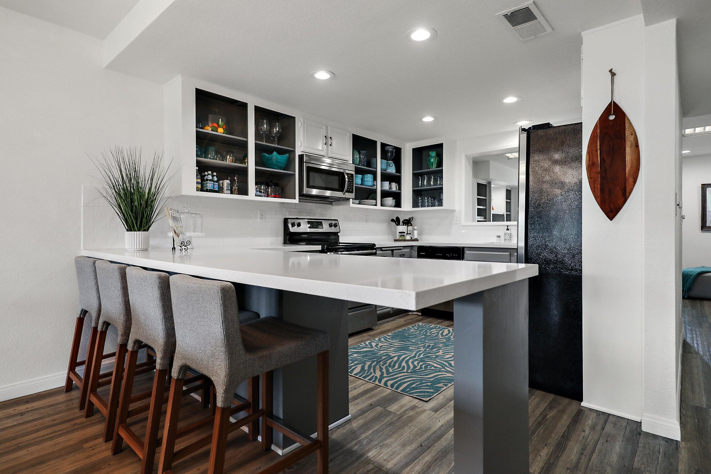 27 Calle Encinitas Rancho Mirage, CA 92270 - Photo 10 of 52 20231201182557051860000000-o