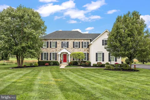 $735,000 | 345 Austin Drive, Oxford, PA 19363