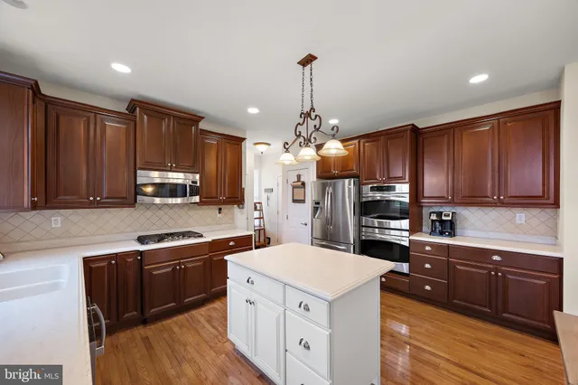 $735,000 | 345 Austin Drive, Oxford, PA 19363