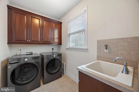 $735,000 | 345 Austin Drive, Oxford, PA 19363