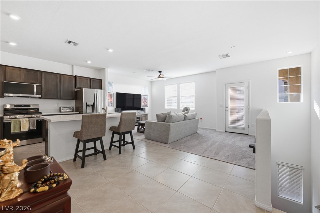 678 Anemone Lane Henderson, NV 89015 - Photo 12 of 44