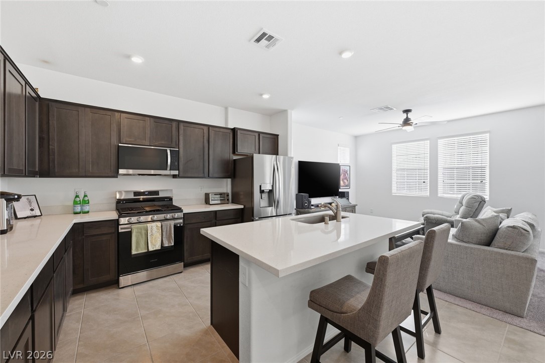678 Anemone Lane Henderson, NV 89015 - Photo 13 of 44
