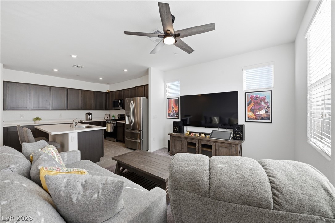 678 Anemone Lane Henderson, NV 89015 - Photo 16 of 44