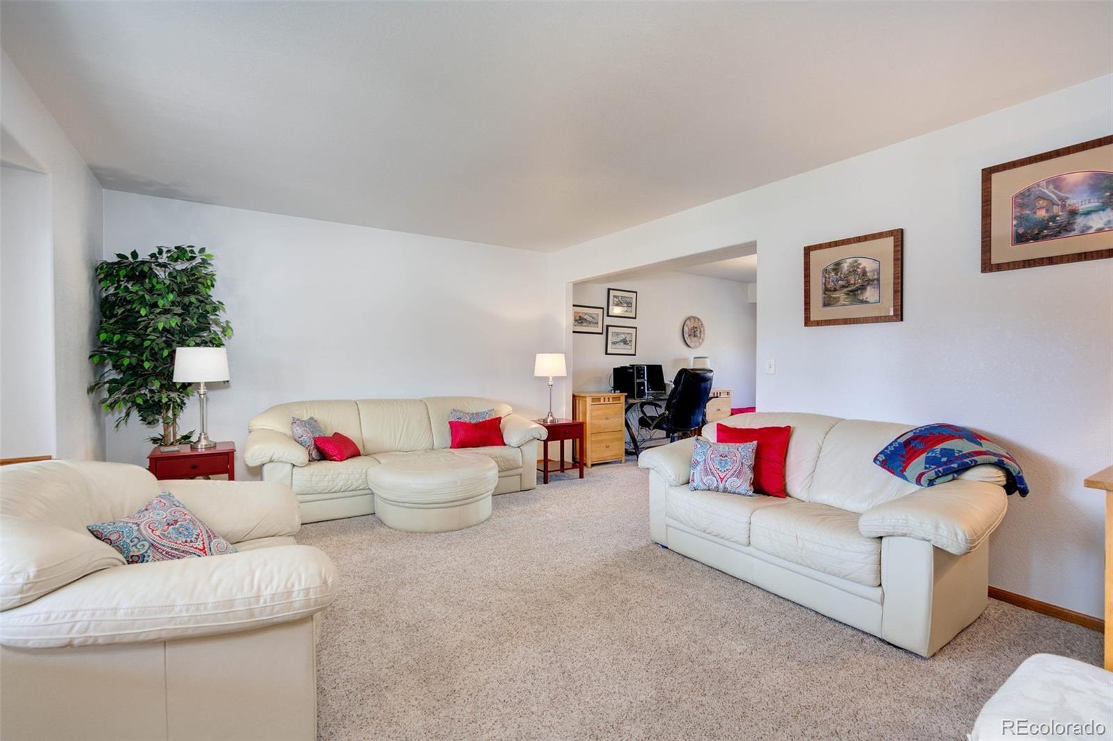 2924 Antelope Road Fort Collins, CO 80525 - Photo 4 of 40 Gallery Image 4